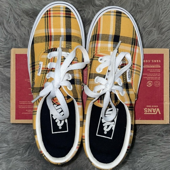 🔥VANS OFF THE WALL - VANS CLASSIC ERA | YELLOW PLAID🔥 - Picture 3 of 8